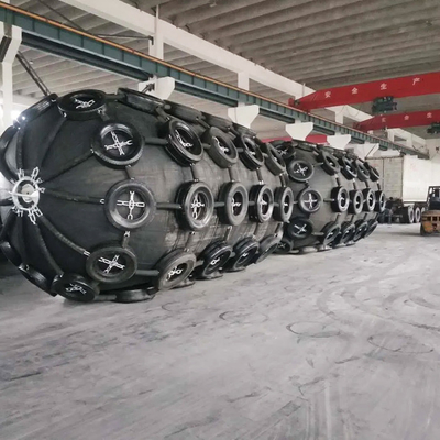 cuscini ammortizzatori 50kPa 80kPa di 2.0*3.5M Floating Pneumatic Rubber per l'aggancio della nave