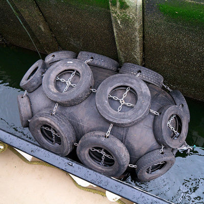 cuscini ammortizzatori 50kPa 80kPa di 2.0*3.5M Floating Pneumatic Rubber per l'aggancio della nave