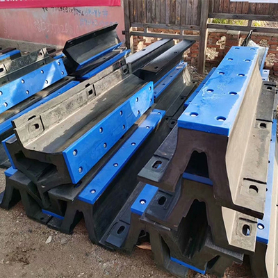 I cuscini ammortizzatori della barca e del bacino di NBR 70 incurvano Marine Dock Rubber Fenders