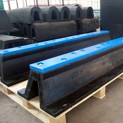 I cuscini ammortizzatori della barca e del bacino di NBR 70 incurvano Marine Dock Rubber Fenders