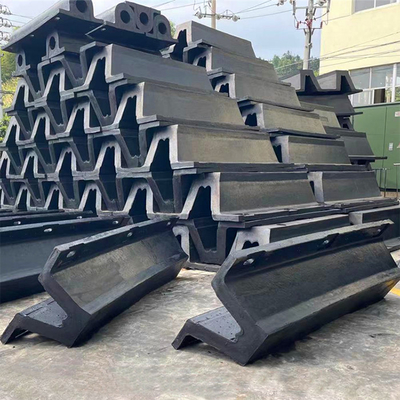 Tipo di gomma Marine Berthing Boat Dock Customized del cuscino ammortizzatore V dell'arco di DF-ARF500H