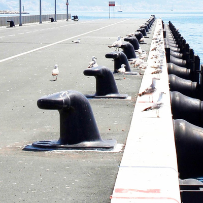 Acciaio fuso d'attracco standard delle bitte dell'AIPCN 30 tonnellate per la barca del bacino