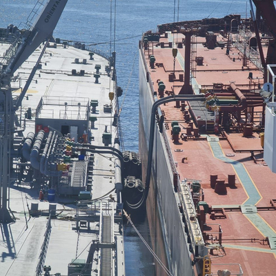 Colore di gomma 80kpa Marine Dock Bumpers del nero del cuscino ammortizzatore del bacino cilindrico Iso17357