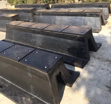 Colore nero di gomma naturale dell'arco del bene durevole leggero del cuscino ammortizzatore per Marine Vessels