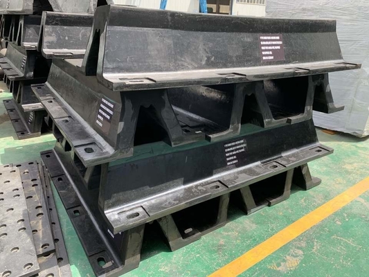 L'OEM ha personalizzato il tipo Marine Rubber Fender For Boats di V