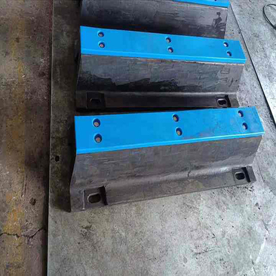Fenders di gomma marine di gomma stampata colore nero Alta flessibilità