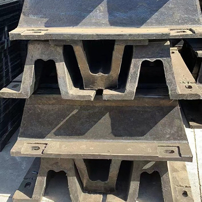 Fenders di gomma estrusa, coprifocali a forma di V, resistenza alla trazione 8 Mpa