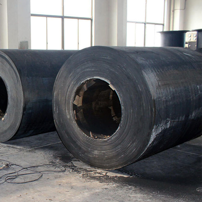Fender di gomma per cilindri di attracco marini e fender per imbarcazioni resistenti agli urti