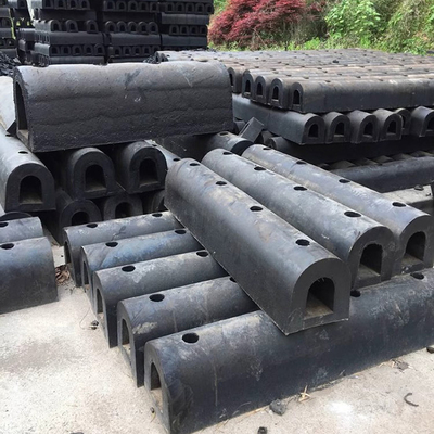 Protezione dell'oceano Fenders di tipo D deflettori d'onda Fenders di gomma per barche Assorbente d'urto