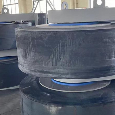 Fender di gomma ad alta resistenza per le piattaforme offshore prestazioni e durata