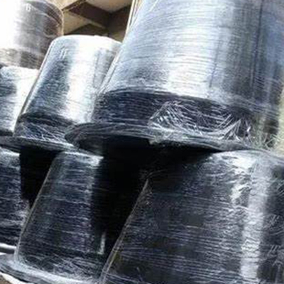 Fenders in gomma a cono nero personalizzati per soluzioni di sistemi di attracco navale