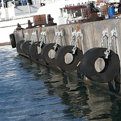 Fenderi marini cilindrici attrezzatura di protezione marina Fenderi a prezzi accessibili per il funzionamento del molo