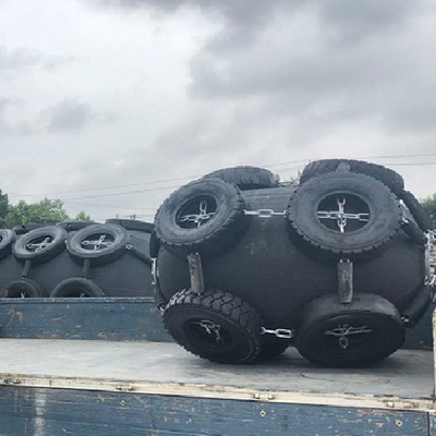 Yokohama Jumbo Fender ad alta pressione con protezione multi strato per la protezione delle navi