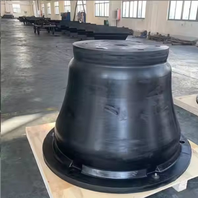 Equipaggiamento marino Fender in gomma a cono usato per evitare che le navi si scontrino con i moli