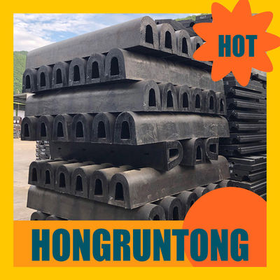 Parabordi in gomma a D: elevata resistenza alla compressione, lunga durata, elasticità, protezione affidabile per banchine