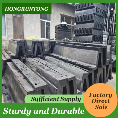 Fender di gomma ad arco Distribuzione uniforme della forza Basso mantenimento Alta resistenza alla compressione